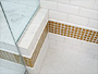 Bathroom tile pattern with glass tile